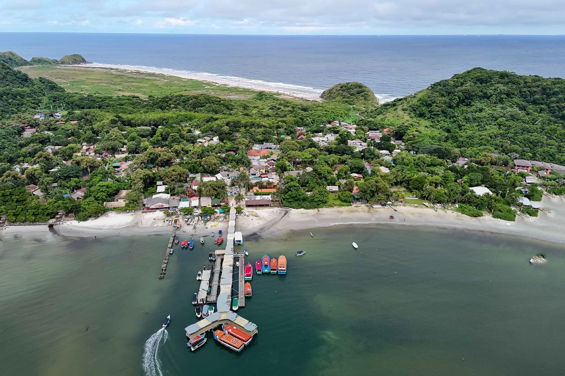Ilha do Mel recebe despedida do Verão Maior Paraná 2026