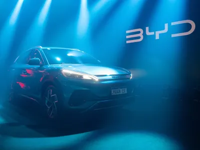 Entrada da BYD no automobilismo vira disputa entre Fórmula 1 e Fórmula E