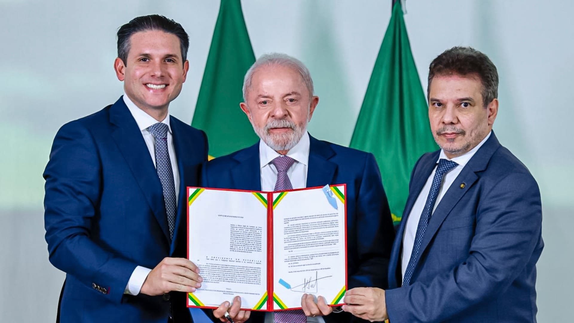 Lula sanciona PL antifacção com dois vetos