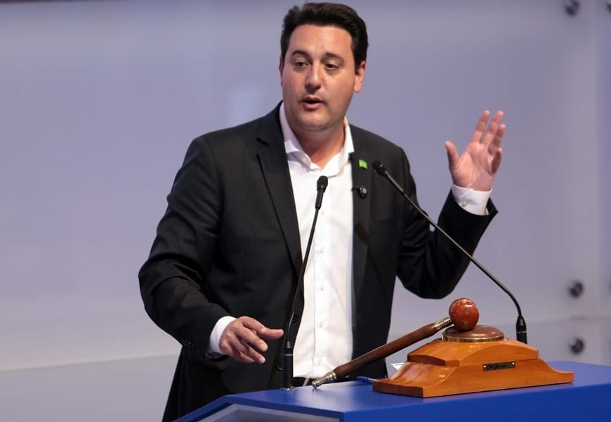 Ratinho Júnior desiste de candidatura à Presidência