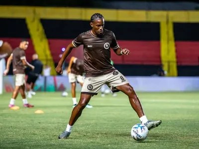 Árbitro dá 2 cartões amarelos, mas não expulsa jogador do Jacuipense