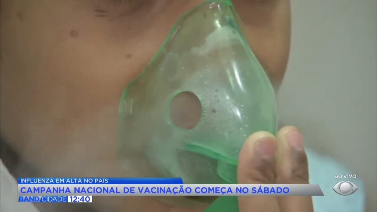 Alta de influenza acende alerta e acelera vacinação no Brasil