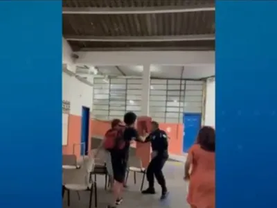 Policial Militar agride estudantes dentro de escola no Rio de Janeiro