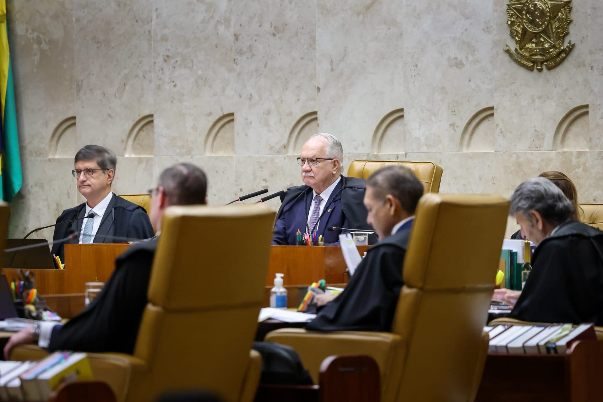 Por 8 a 2, STF diverge de Mendonça e vota contra prorrogar CPMI do INSS