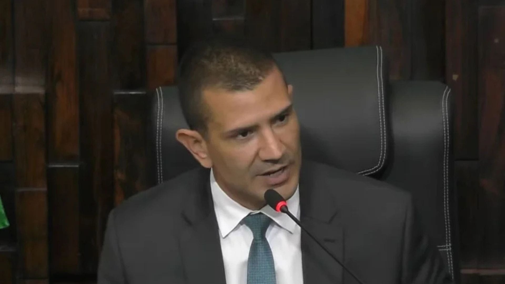 Ruas diz que eleitores de Garotinho decidirão voto "de hoje para amanhã"