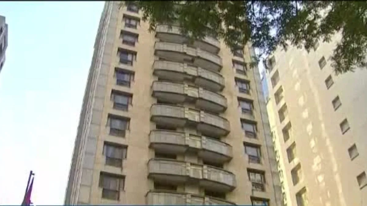 Hotel de luxo é atingido por tiros em SP  Crédito: Reprodução TV Band