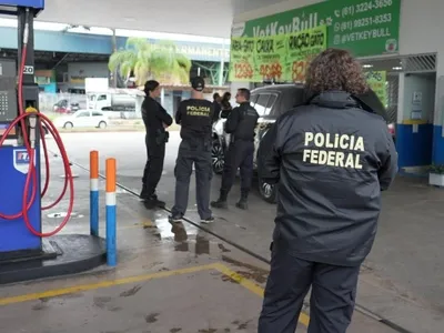 PF faz operação para combater preços abusivos em postos de combustíveis