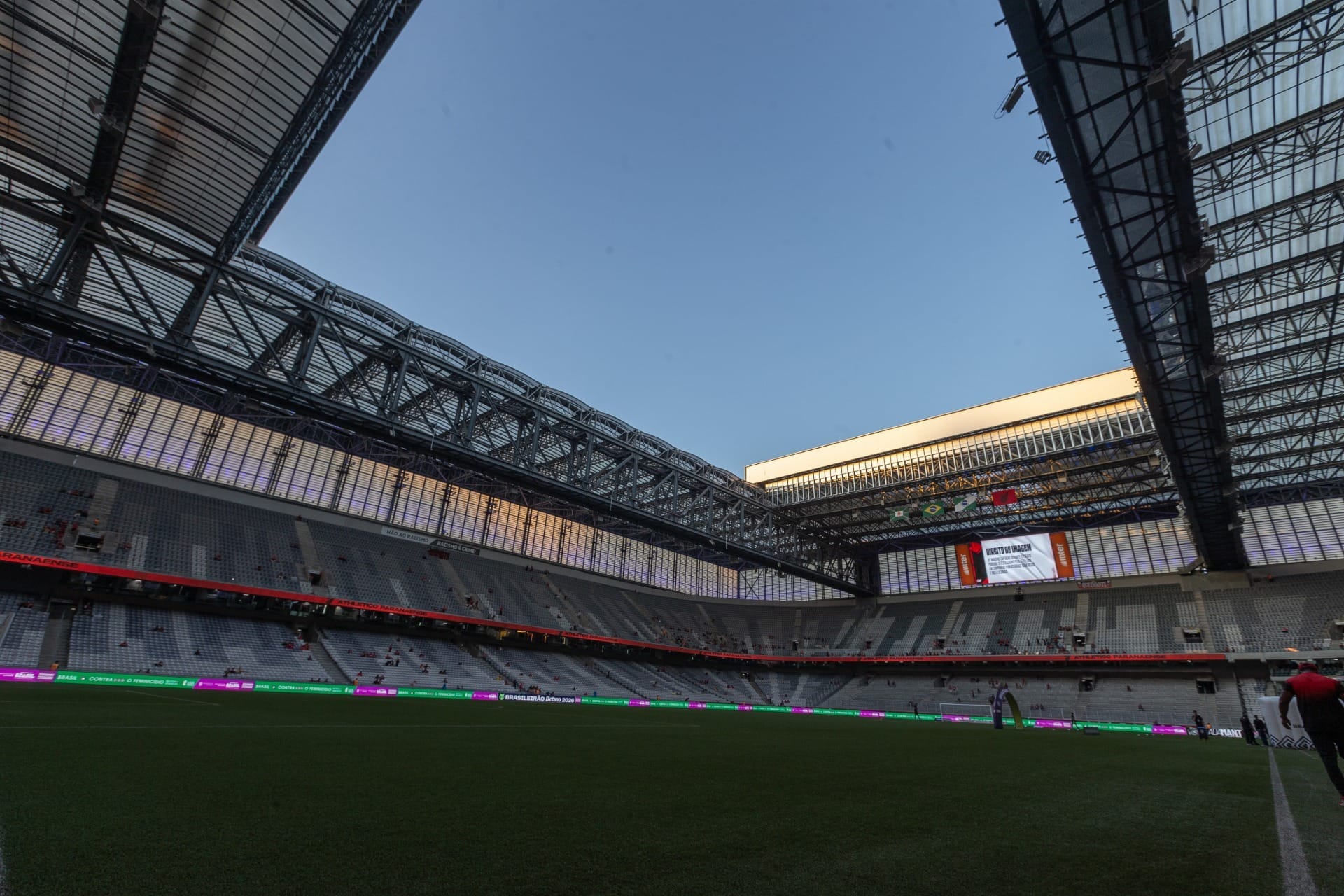 Athletico x Paraná Clube pela Copa Paraná na Arena da Baixada - QTU Questões do Universo