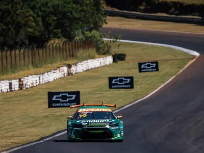 Stock Car: Nelsinho Piquet vence etapa em Cascavel; Felipe Massa é 2º