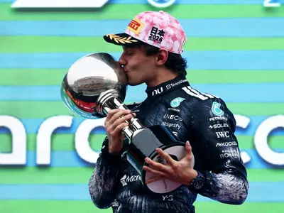 Kimi Antonelli celebra vitória e diz que safety car "facilitou" sua vida