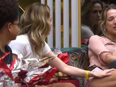 Ana Paula Renault reflete sobre amizade com Samira: "Não me avisaram"