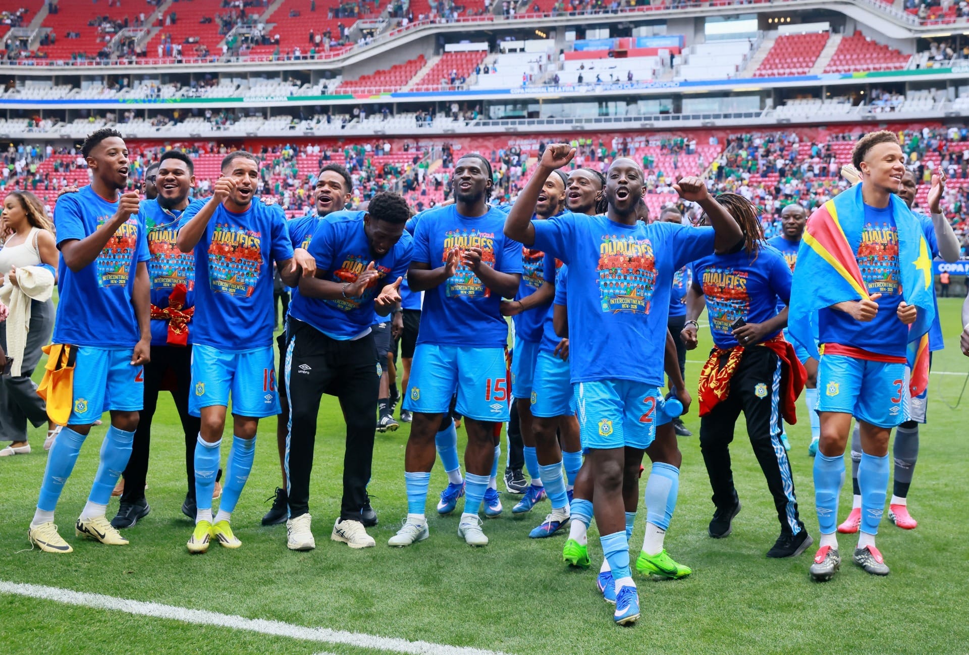 RD Congo supera Jamaica na prorrogação e volta à Copa do Mundo após 52 anos