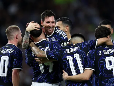 Argentina atropela Zâmbia em amistoso que pode marcar despedida de Messi