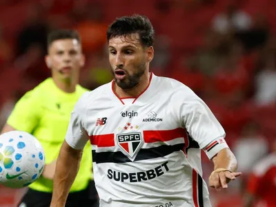 Calleri defende Roger no São Paulo e desabafa: "A gente foi uma m..."