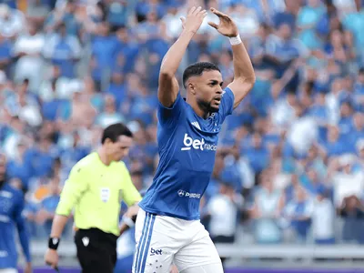 Cruzeiro x Bragantino: Onde assistir, escalações e tabu no Mineirão