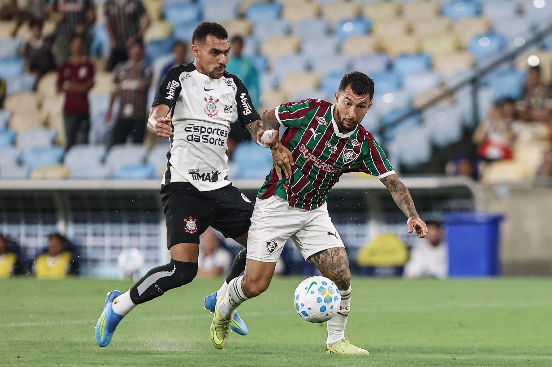 Em crise, Corinthians perde para o Fluminense e chega ao 8º jogo sem vencer