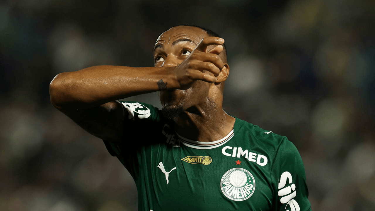 Marlon Freitas cobra malandragem no Palmeiras e alerta para sequência dura