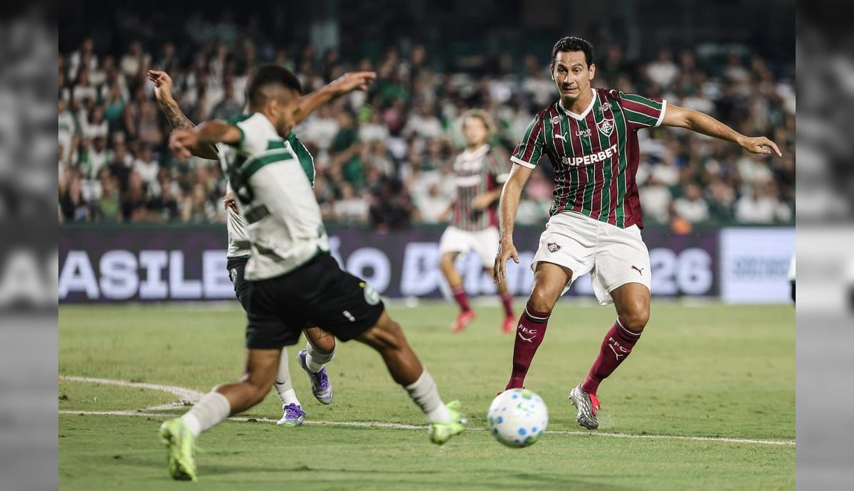 Kennedy marca e evita derrota do Fluminense contra o Coritiba