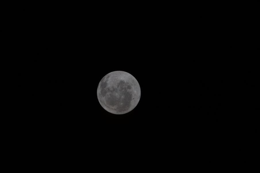 Artemis II: astronautas divulgam imagem inédita da lua; veja