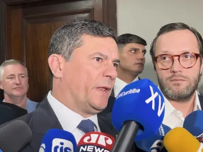 Sete deputados deixam base de Ratinho e reforçam PL de Moro no Paraná