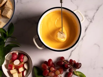 11 de abril é dia do fondue: aprenda 13 receitas deliciosas