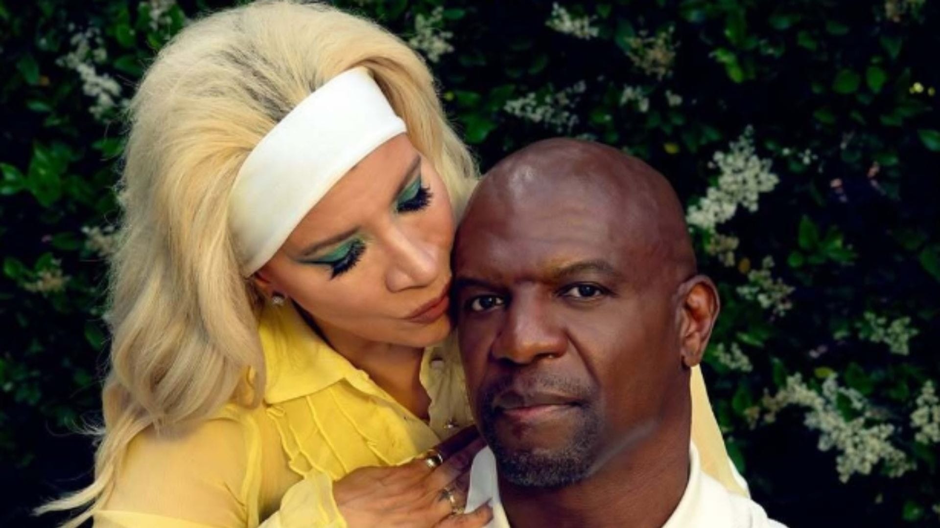 Esposa de Terry Crews revela diagnóstico de Parkinson e novo tratamento