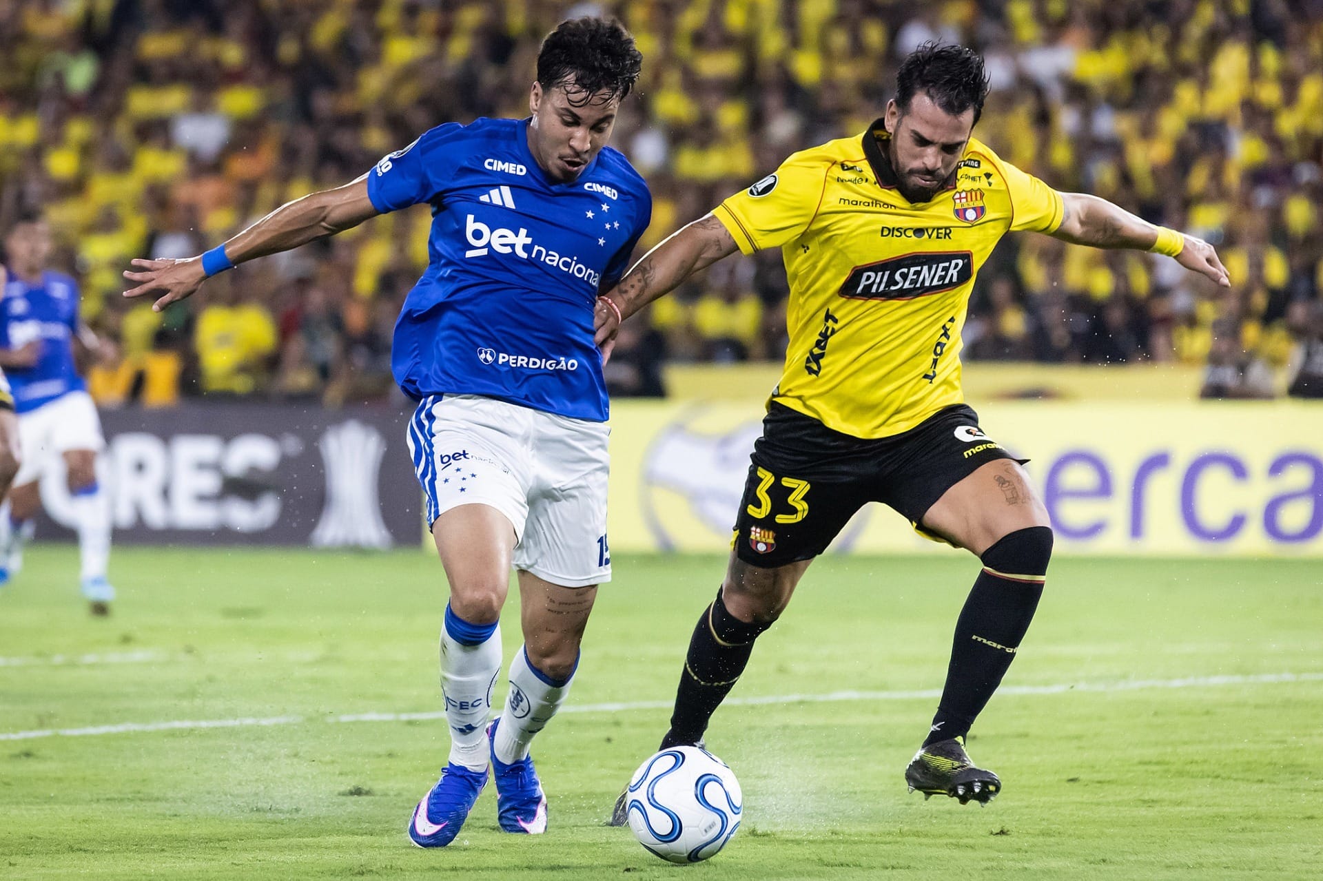 Cruzeiro retorna à Libertadores com vitória sobre o Barcelona, no Equador