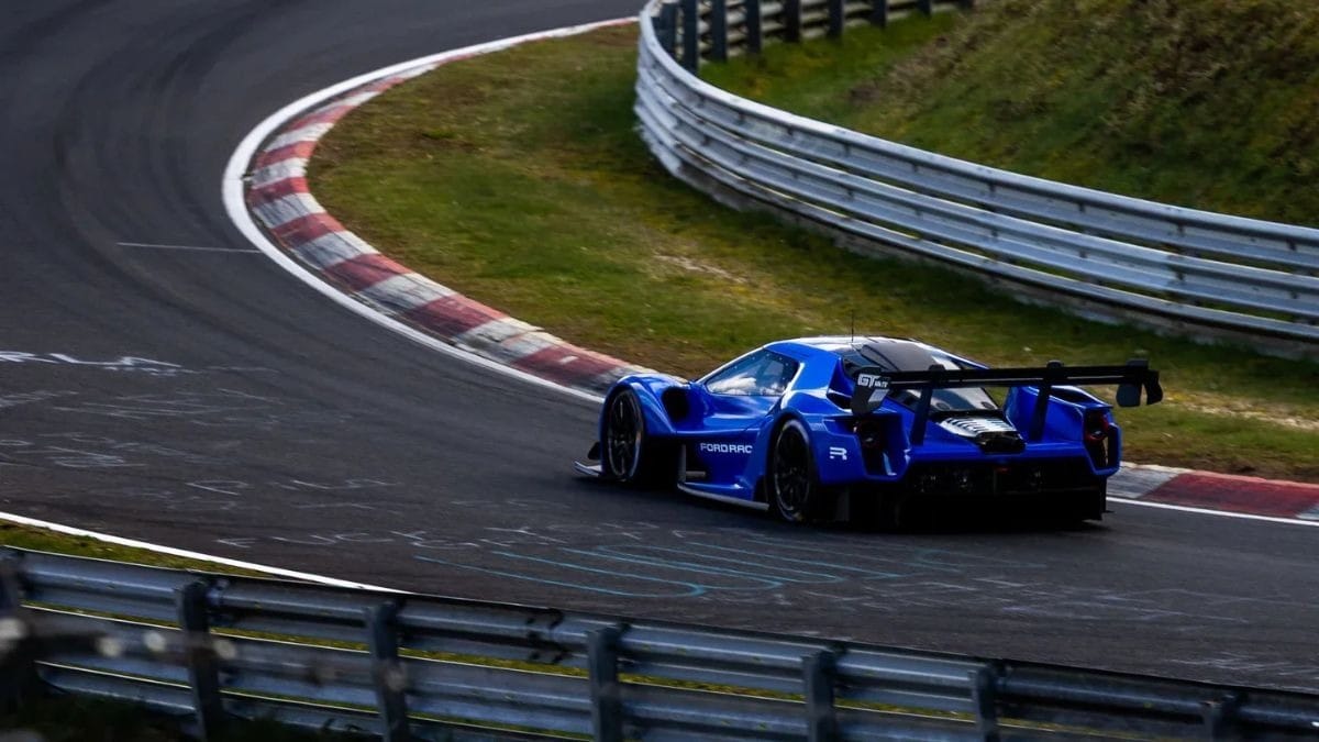 Ford bate recorde entre carros americanos em Nürburgring e entra no top-3