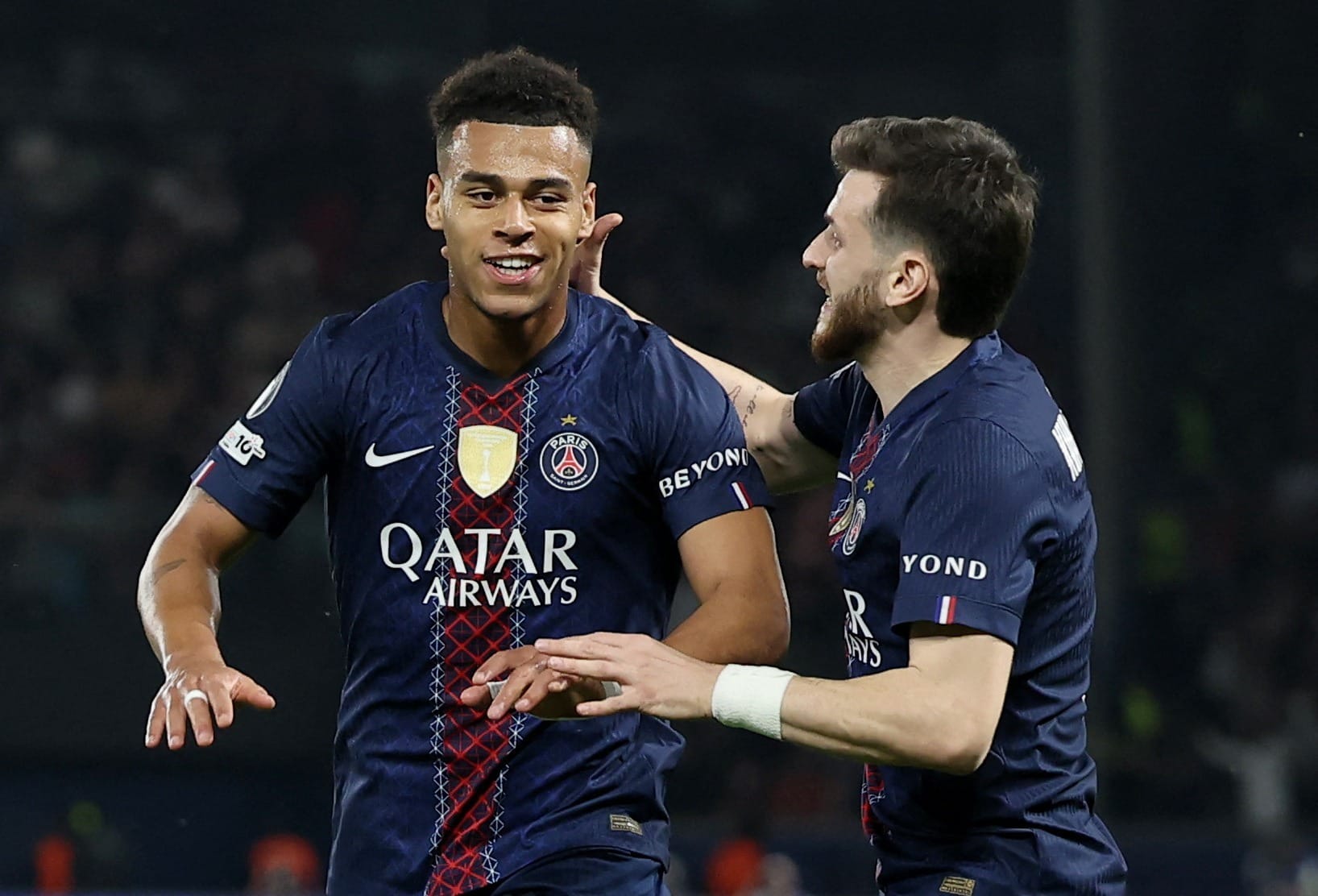 PSG domina Liverpool e fica perto da semifinal da Champions