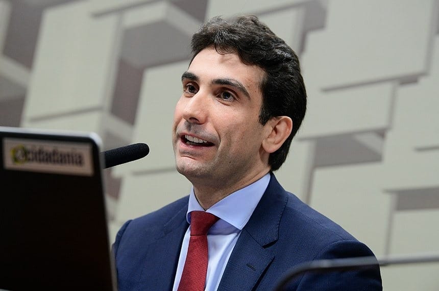 Presidente do BC, Gabriel Galípolo, depõe em CPI sobre fraude no Master