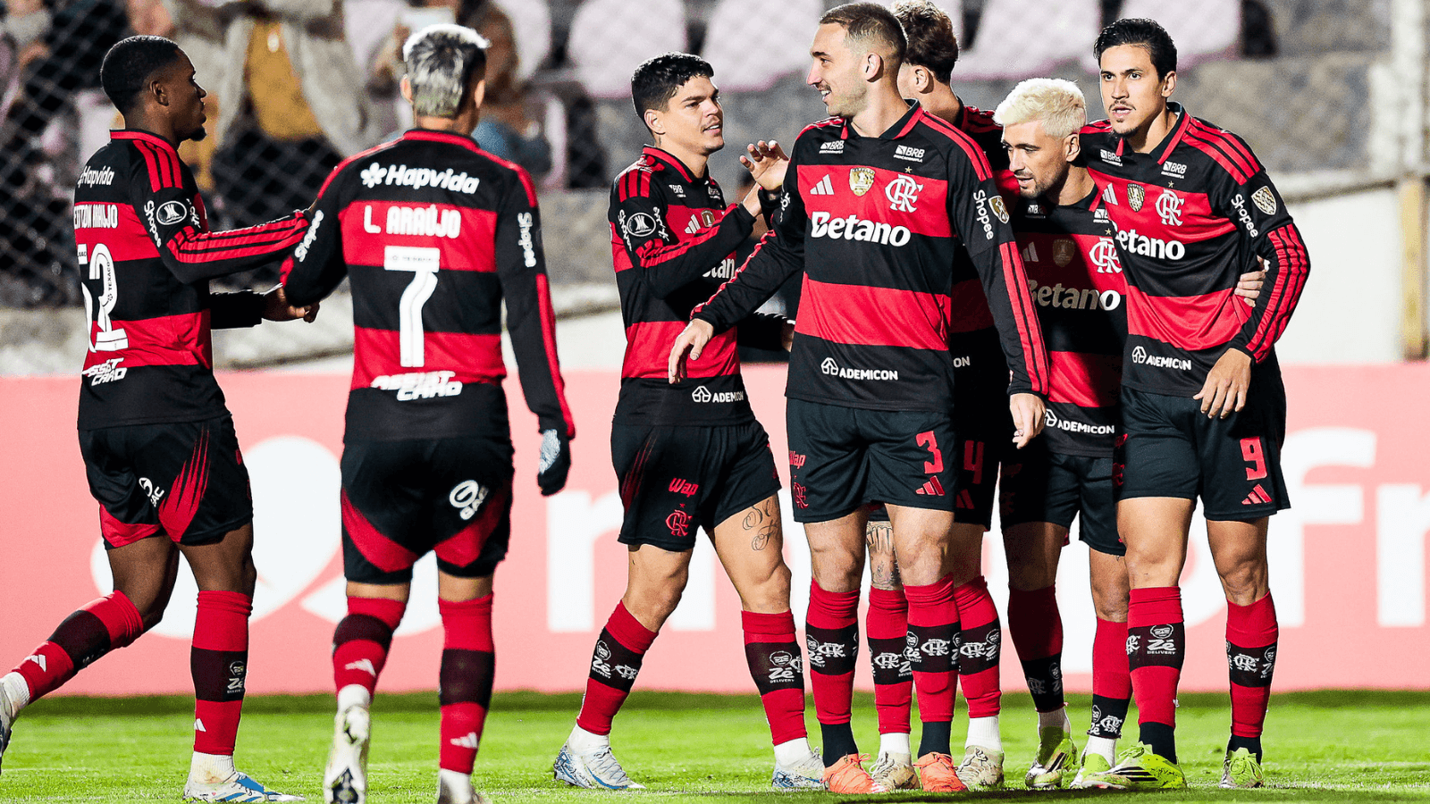 Jogadores do Flamengo comemora gol sobre Cusco na Libertadores. Foto: Gilvan de Souza/Flamengo