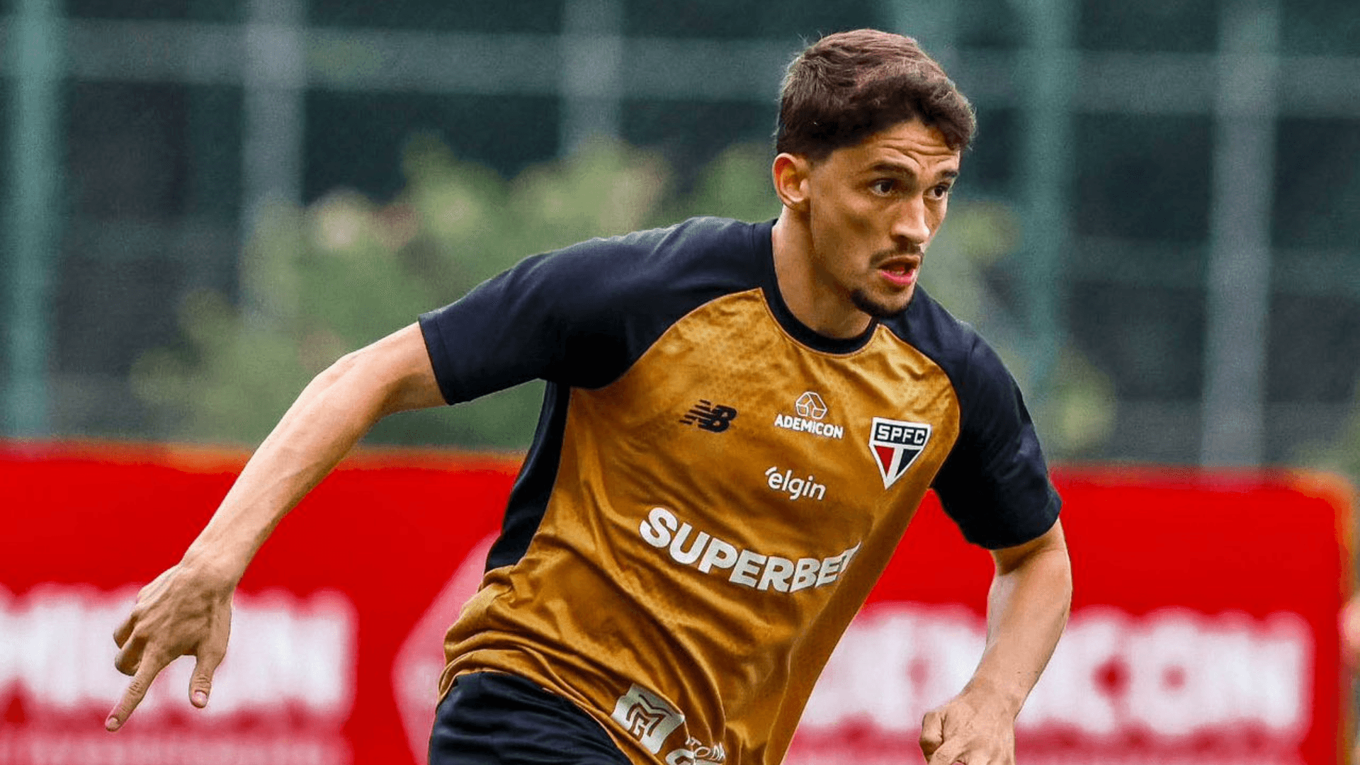 Pablo Maia sofre fratura no rosto em treino do São Paulo