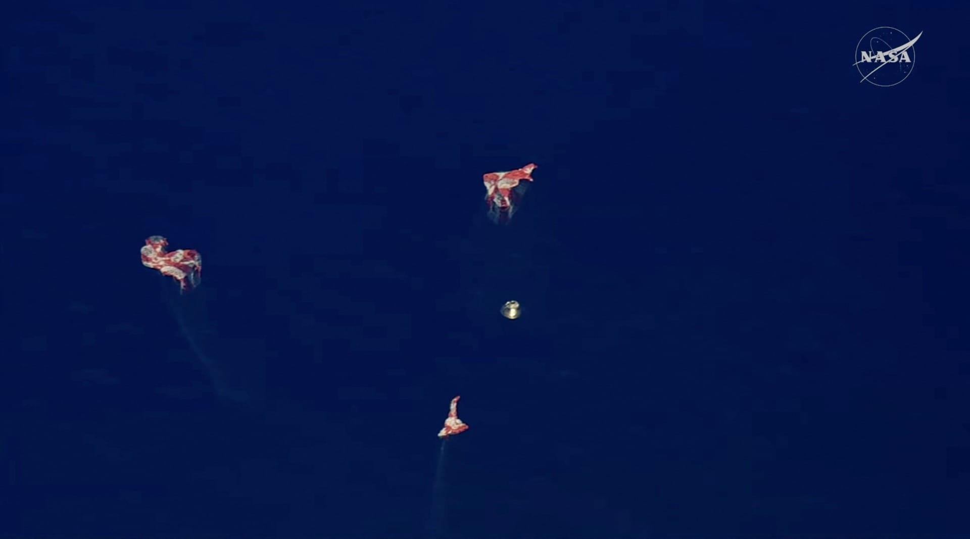 De volta à Terra, astronautas da Artemis II retornam à NASA neste sábado