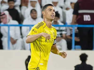 CR7 marca, Al Nassr vence Al Okhdood e se isola em 1º do Saudita; veja gols