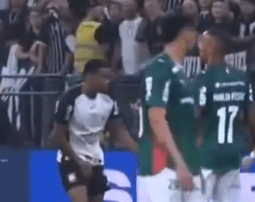 André repete gesto obsceno de Allan e é expulso em Corinthians x Palmeiras