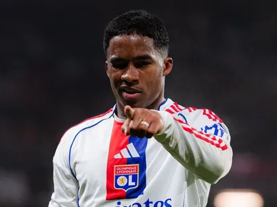 Endrick marca e Lyon vence duelo decisivo contra o Rennes; veja os gols