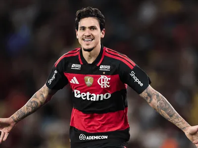 Jornal espanhol exalta Pedro após clássico e vê atacante brigando pela Copa
