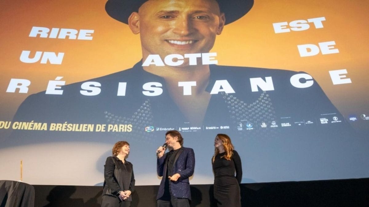 Viúvo de Paulo Gustavo recebe homenagem para comediante em Paris: 'Orgulho'