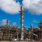 https://agenciabrasil.ebc.com.br/foto/2024-11/petrobras-inaugura-unidade-de-abatimento-de-emissoes-de-gases-snox-na-refinaria-abreu-e-lima-1731095108-1