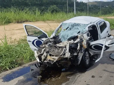 Acidente entre caminhão e equipe da Band Minas deixa um morto em Sabará
