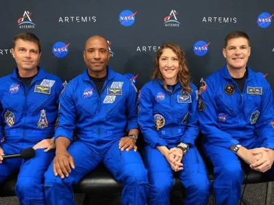 Astronautas da Artemis II usaram relógios com tecnologia criada pela USP