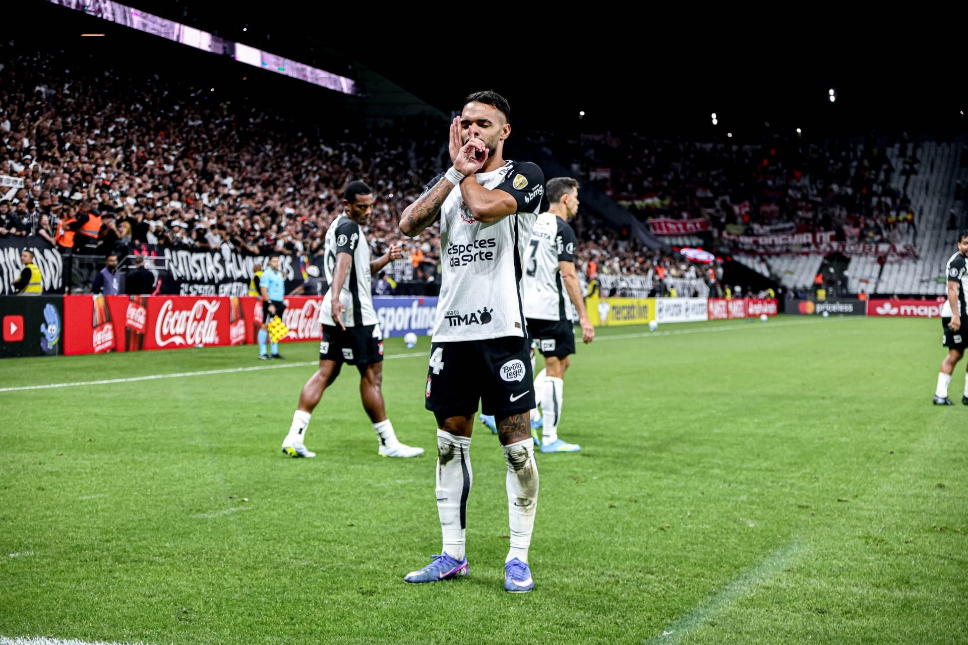 Corinthians 2 x 0 Indep. Santa Fé-COL: Assista aos gols pela Libertadores
