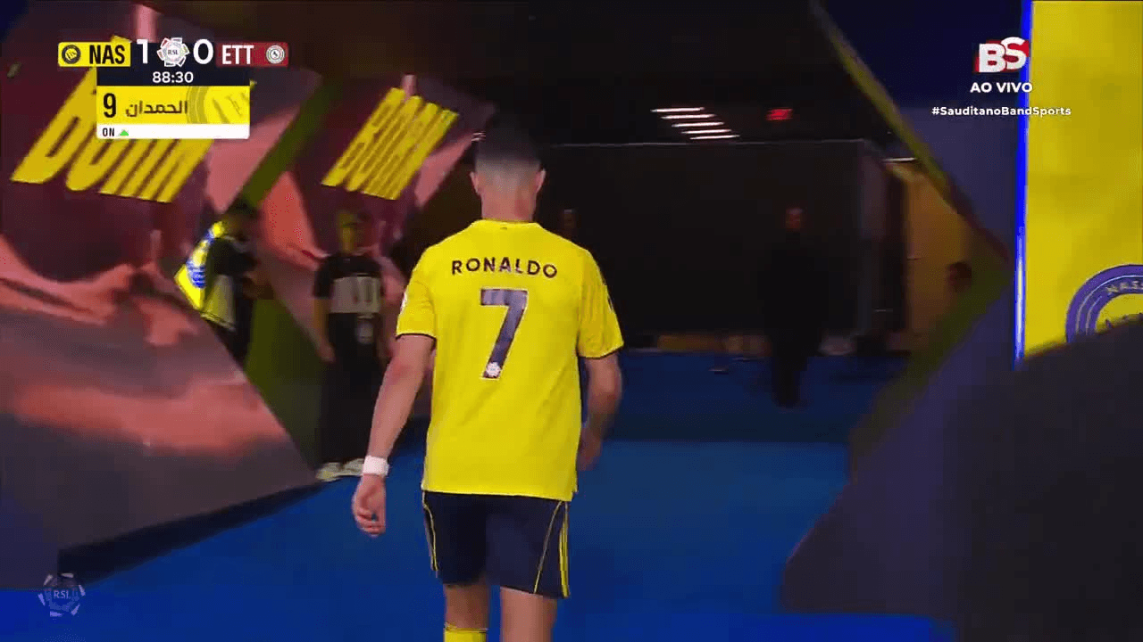 Cristiano Ronaldo deixa o campo e vai direto ao vestiário I Foto: Reprodução/BandSports