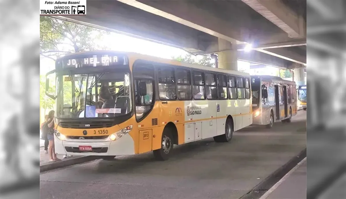 Número de ônibus velhos cresce em SP e expõe atraso na eletrificação