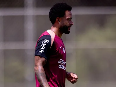 Corinthians acerta em não renovar com Memphis Depay?