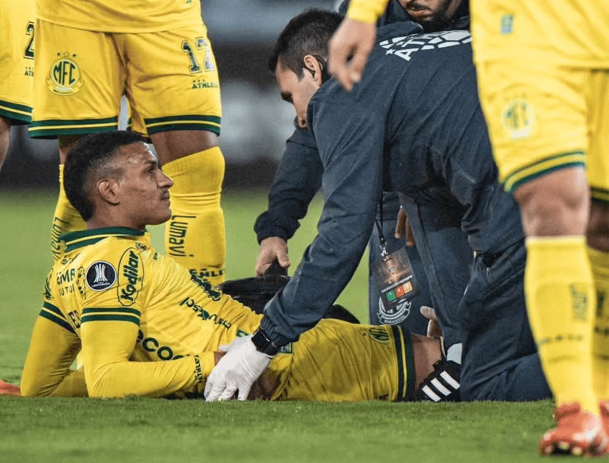 Ídolo do Mirassol sofre lesão multiligamentar e está fora da temporada