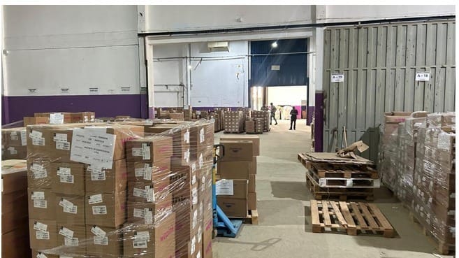 Fiscalização interdita depósito irregular de produtos da WePink em Anápolis