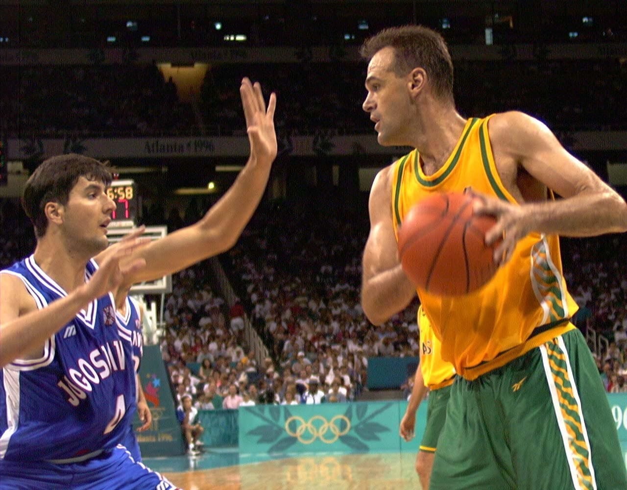 Oscar durante duelo Brasil x Iugostávia nos Jogos Olímpicos de Atlanta-1996