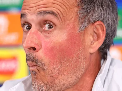 Luis Enrique evita falar de Endrick, mas brinca com fase do brasileiro