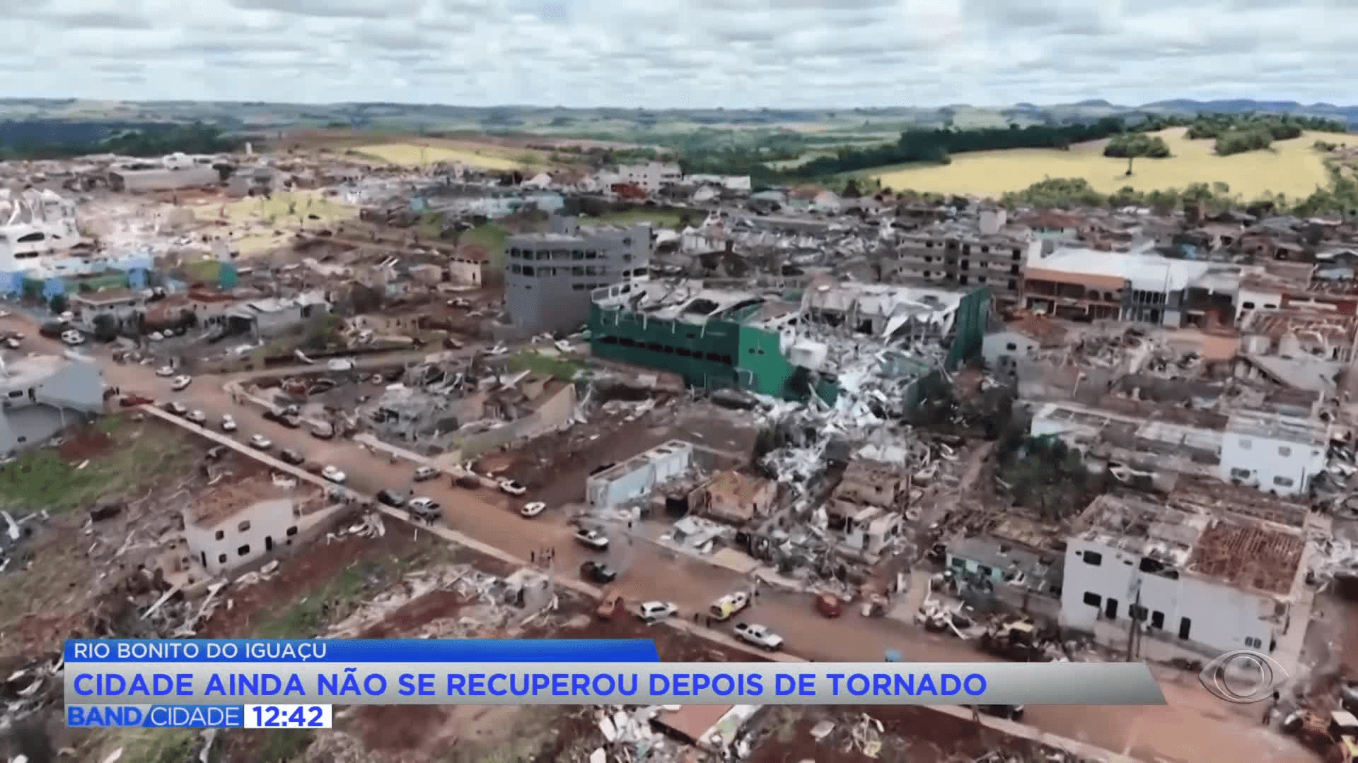 Cinco meses após tornado, Rio Bonito do Iguaçu ainda se ergue